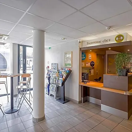 Centre Hotel 2*
