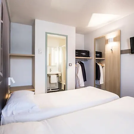 Hotel Centre 2*